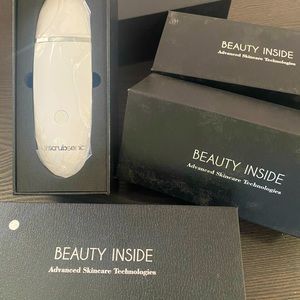 Scrubsonic/ Advance Skincare Technology/ Beauty Inside
